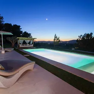  Villa Ibiza Luxury